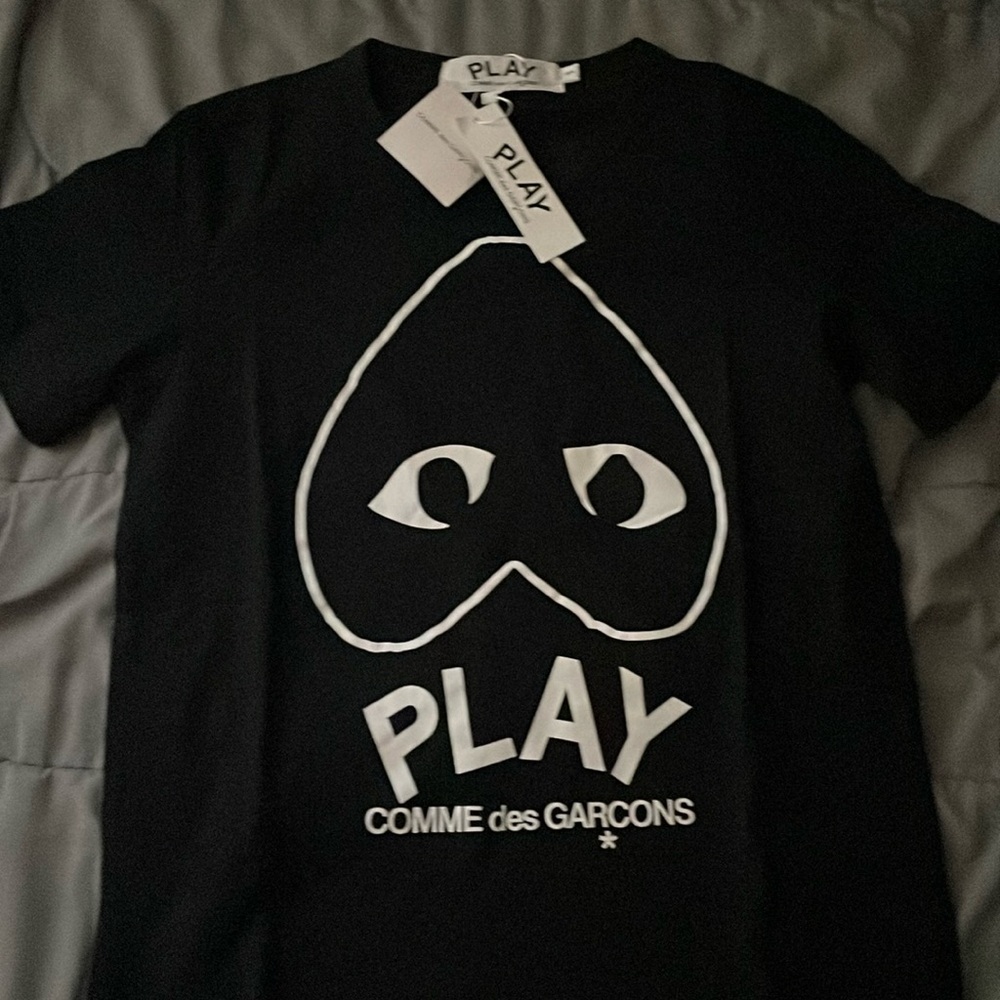 Comme des garcon PLAY t shirt